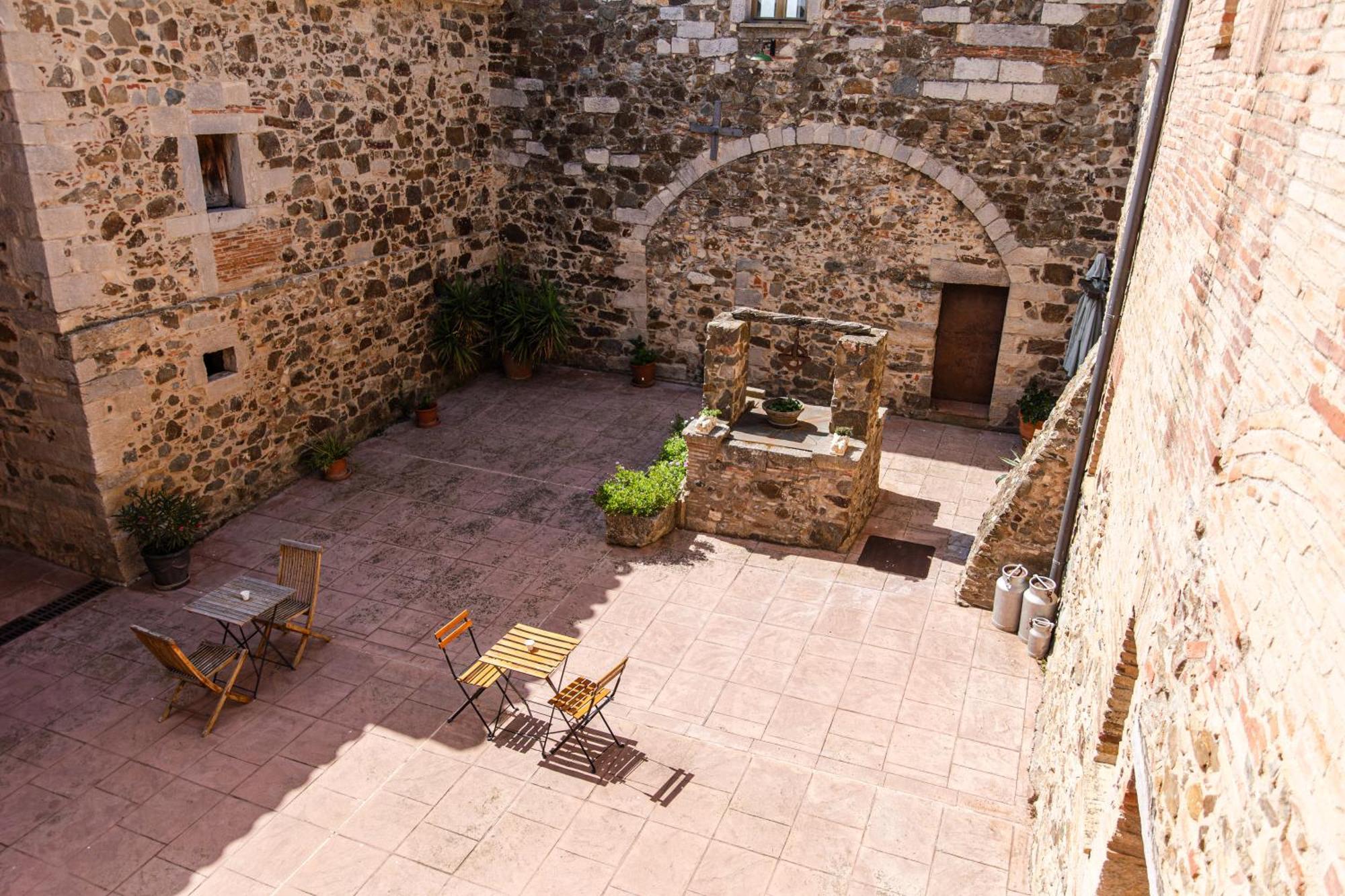 Agroturisme Sant Dionis Campllong Exteriér fotografie
